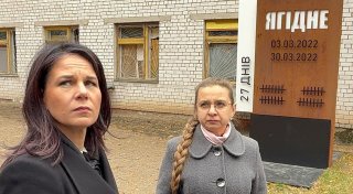 Baerbock fordert von Partnern mehr Unterstützung für Ukraine