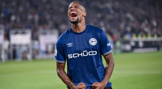 Arminia-Matchwinner Young: „Habe mir gesagt: Isi, bleib ruhig“