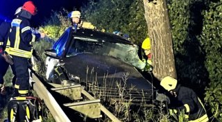 Autofahrerin nach Unfall bei Borgentreich zunächst in Lebensgefahr