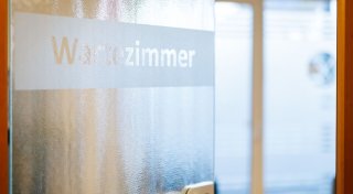 Streit um Strafgebühr für versäumte Arzttermine