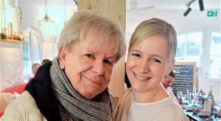 G. G. Anderson singt spontanes Geburtstagsständchen in Steinheim