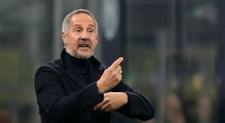 Medien: AS Monaco trennt sich von Trainer Hütter