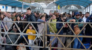 Kommt das große Beben? Menschen flüchten von Santorini
