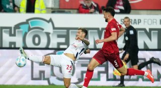 Kaiserslautern nach Sieg über Düsseldorf Tabellendritter