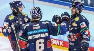 Berlin gewinnt erstes DEL-Halbfinalspiel gegen Mannheim