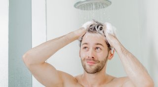 Energiesparen beim Duschen: Warmes Wasser sinnvoll nutzen