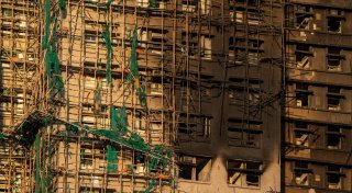 Acht weitere Festnahmen nach Großbrand in Hongkong