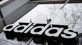 Adidas mit starkem Wachstum - Prognosen übertroffen