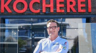Bielefelder Gastronom tourt mit der U19-Nationalmannschaft durch Europa