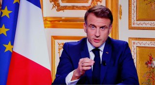 Macron in Politikkrise unter Druck - EU blickt nach Paris