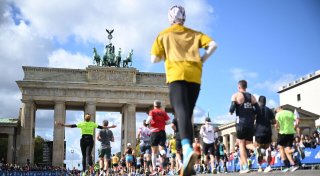 Rekord: Mehr als 54.000 erreichen Marathon-Ziel in Berlin