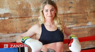 Box-Weltmeisterin begeistert von Udo Lindenbergs Fitness