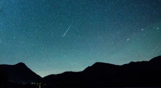 Schnell und rar - Leoniden-Sternschnuppen am Morgenhimmel
