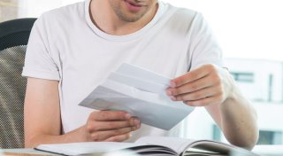 Schätzungsbescheid vom Finanzamt erhalten: Was tun?