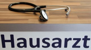 Patient schlägt Hausarzt krankenhausreif - kein Einzelfall