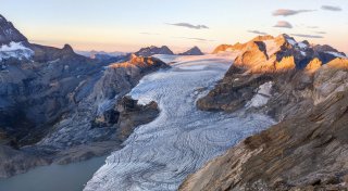 Wenig Schnee, viel Hitze: Gletscher schrumpfen weiter