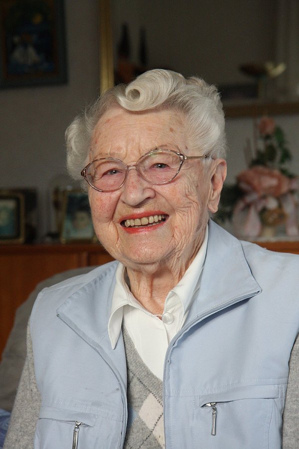 Arbeitete in der Weserhütte: Elly Weberbauer erlebte den Alarm am Karfreitag 1945 hautnah mit und schaffte nach dem ersten Angriff die Flucht. - © Foto: Sielermann