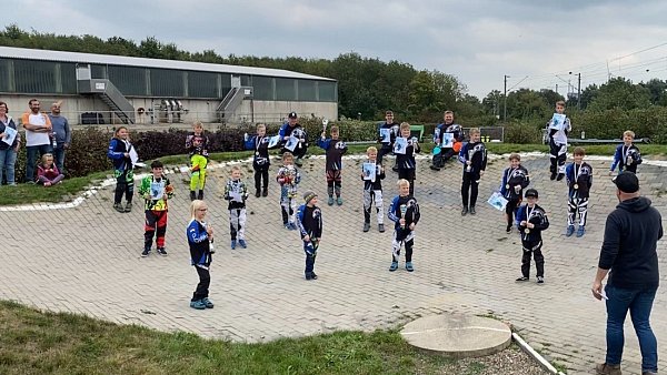 Der BMX-Club Race Hawks Melle hat vor dem zweiten Corona-Lockdown im Herbst ein vereinsinternes Zeitfahren veranstaltet. - © Thorsten Vollmer