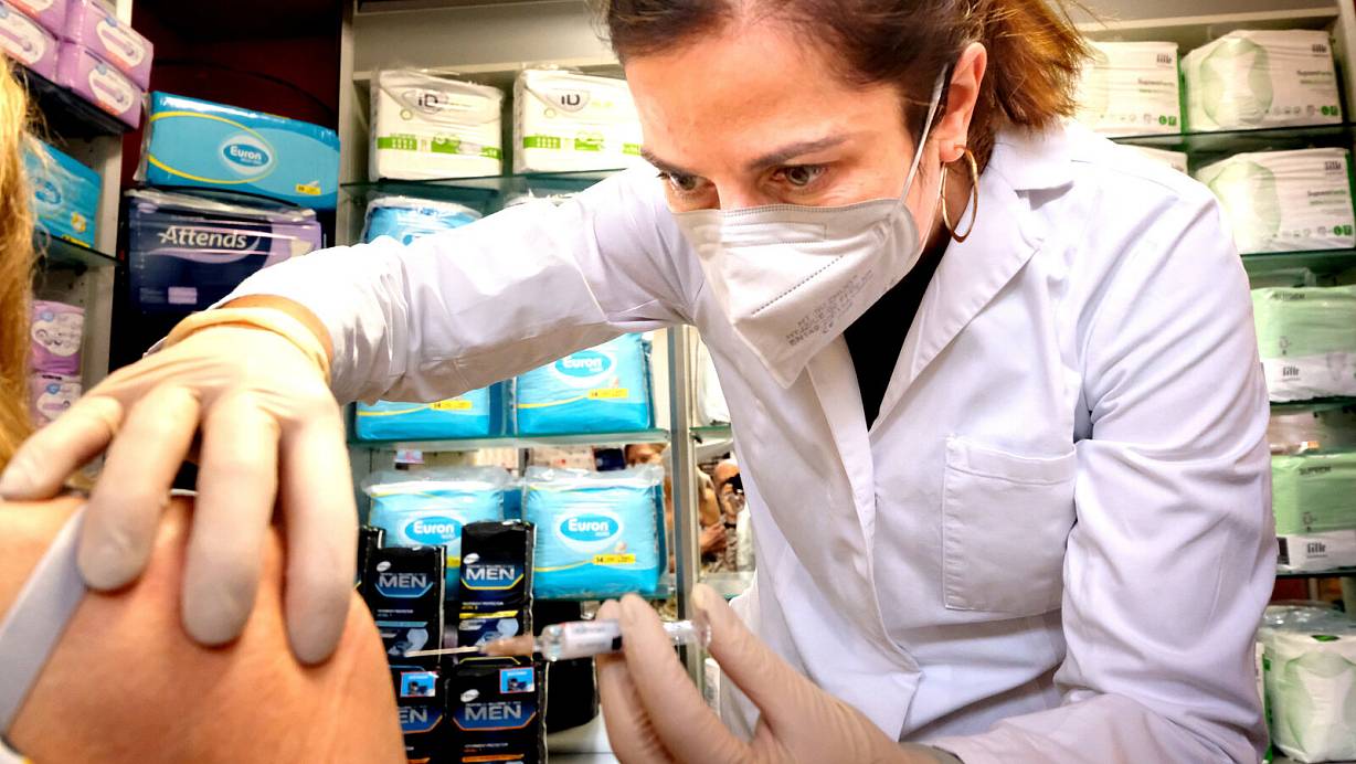 Vom Herbst an können sich im Kreis Gütersloh bestimmte Versicherte in Apotheken vor Influenza schützen lassen. | © Andreas Frücht