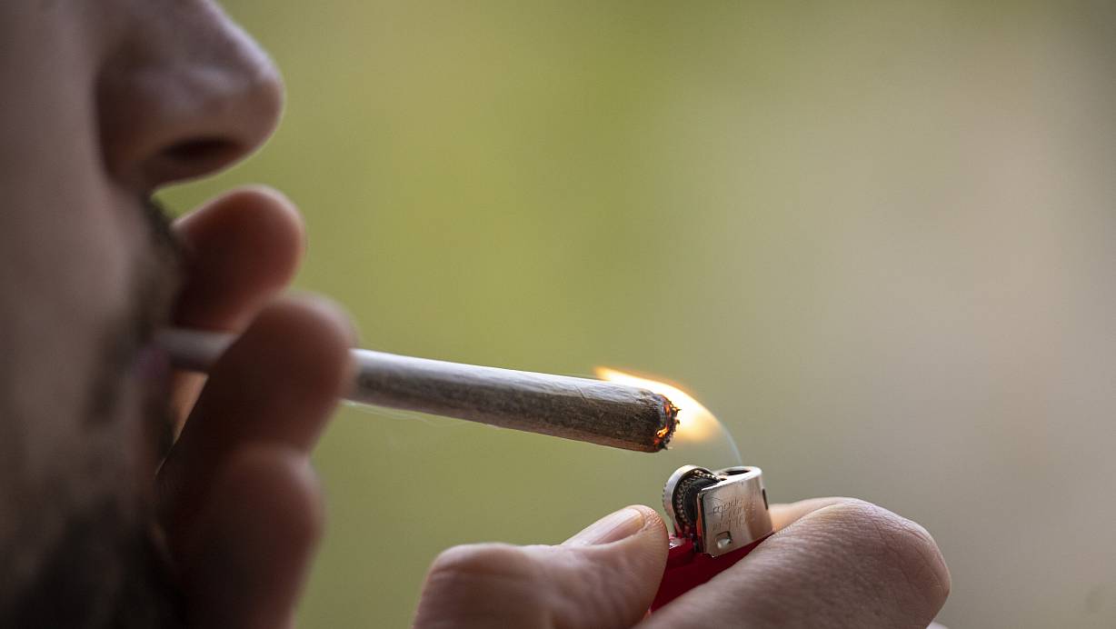 Bald soll in Bünde der Cannabis Club Joints Venture e.V. eröffnen. | © Hannes P Albert/dpa