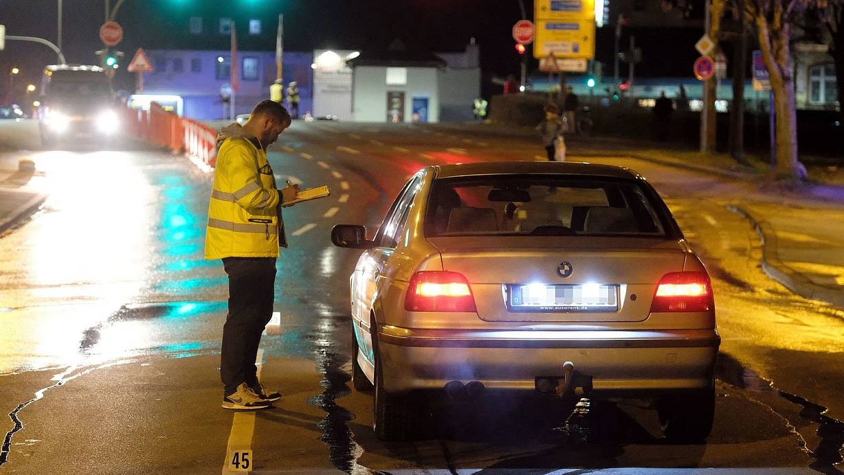Einer der beiden tödlichen Unfälle im vergangenen Jahr ereignete sich auf der Eidinghausener Straße. Dort kam ein 36-jähriger Fußgänger ums Leben. | © Thorsten Gödecker