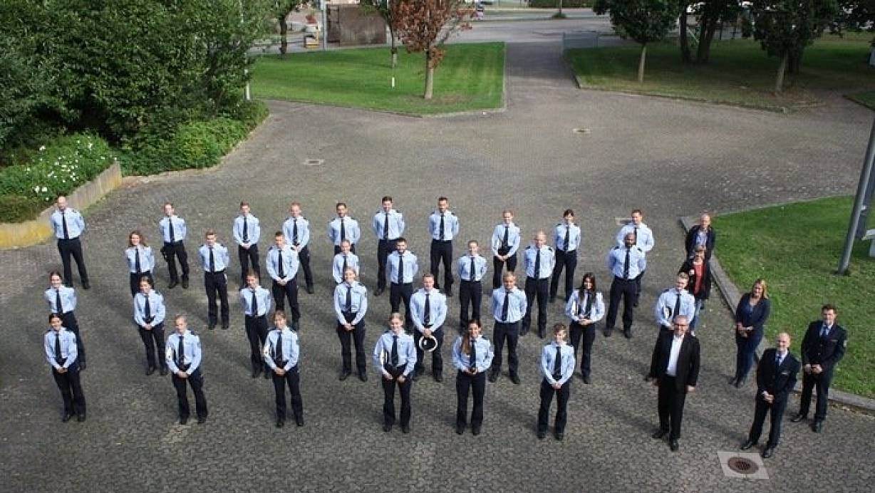 35 neue Beamtinnen und Beamte wurden am Dienstag im Kreis begrüßt. Foto: Polizei Minden-Lübbecke | © Polizei Minden-Lübbecke