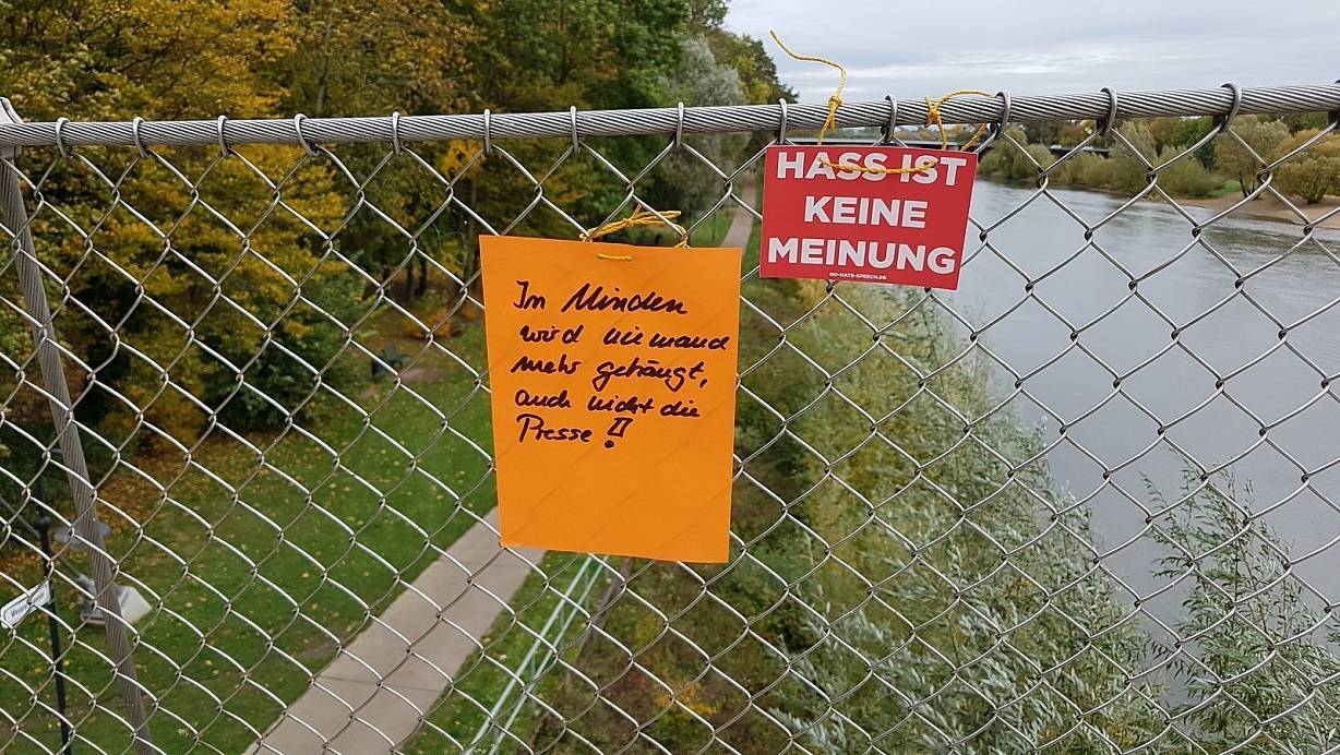 Zeichen der Solidarität mit der Presse in Minden. | © Privat