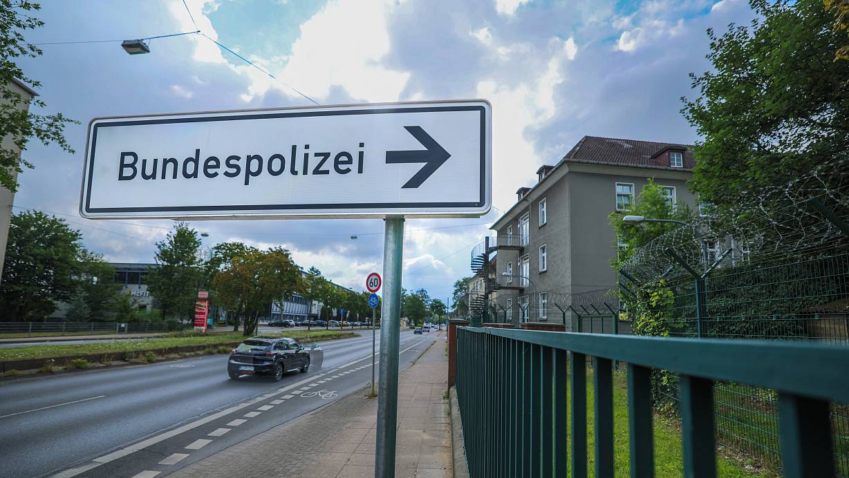 Die Bundespolizei in der ehemaligen Catterick-Kaserne ist zum wichtigen Arbeitgeber in Stieghorst geworden. In ihrem Umfeld stehen weitere Flächen nicht mehr für Bielefelder Pläne zur Verfügung. | © Sarah Jonek