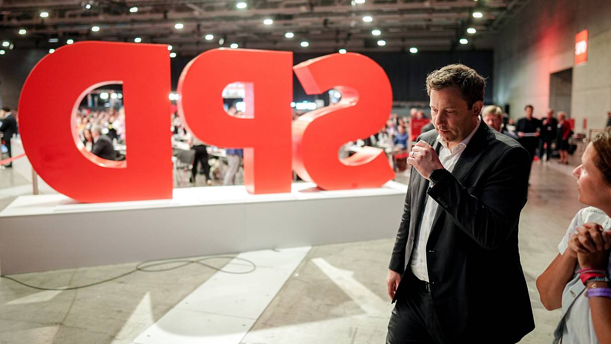 Lars Klingbeil, Bundesminister der Finanzen, Vizekanzler und SPD-Bundesvorsitzender: Die Partei liegt aktuell in bundesweiten Umfragen bei 15 Prozent. | © picture alliance/dpa