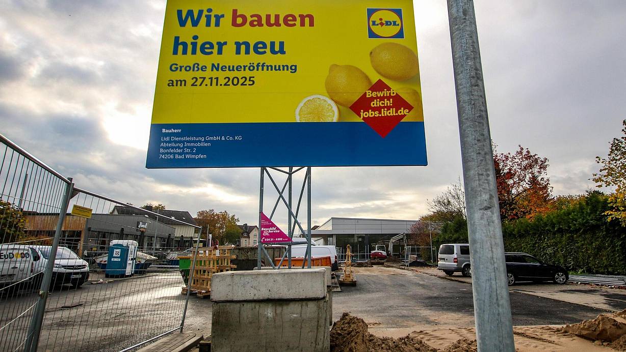 Der Neubau der Lidl-Filiale an der Mindener Straße in Herford ist fast fertiggestellt und bereit für die große Eröffnung Ende November 2025. | © Daniel Salmon