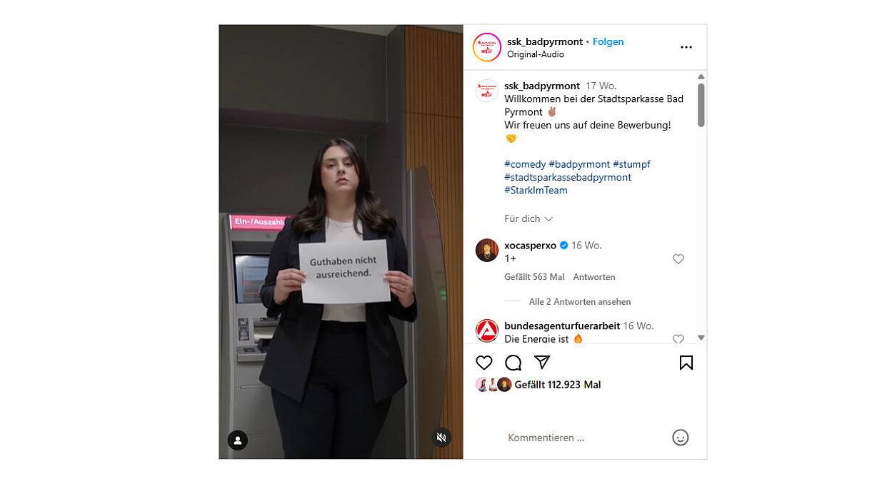 Banken und Humor: Zu einer gewissen Berühmtheit hat es ein Video der Stadtsparkasse Bad Pyrmont an der Grenze zu OWL gebracht. | © Screenshot: Instagram