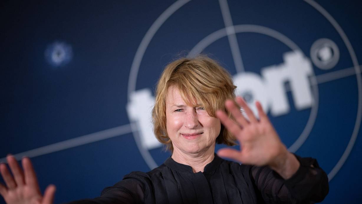 Es bleibt bei ihrem "Tatort"-Ausstieg: Schauspielerin Corinna Harfouch. (Archivbild) | © Sebastian Christoph Gollnow/dpa