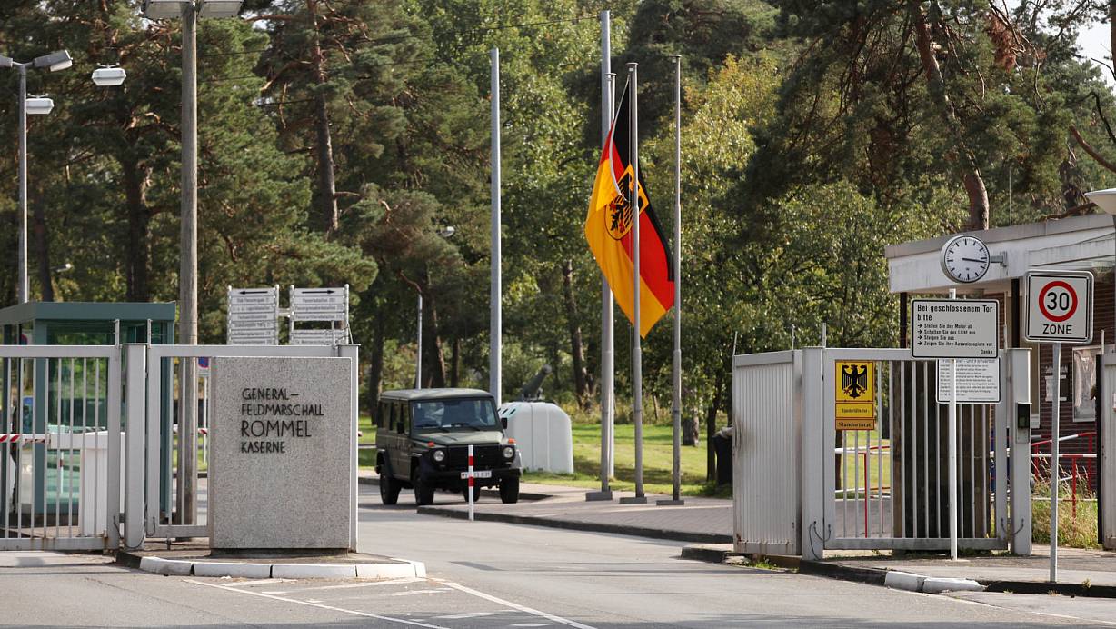 <span class="st">Die Generalfeldmarschall-Rommel-Kaserne<em></em></span> in Augustdorf. | © Bernhard Preuss