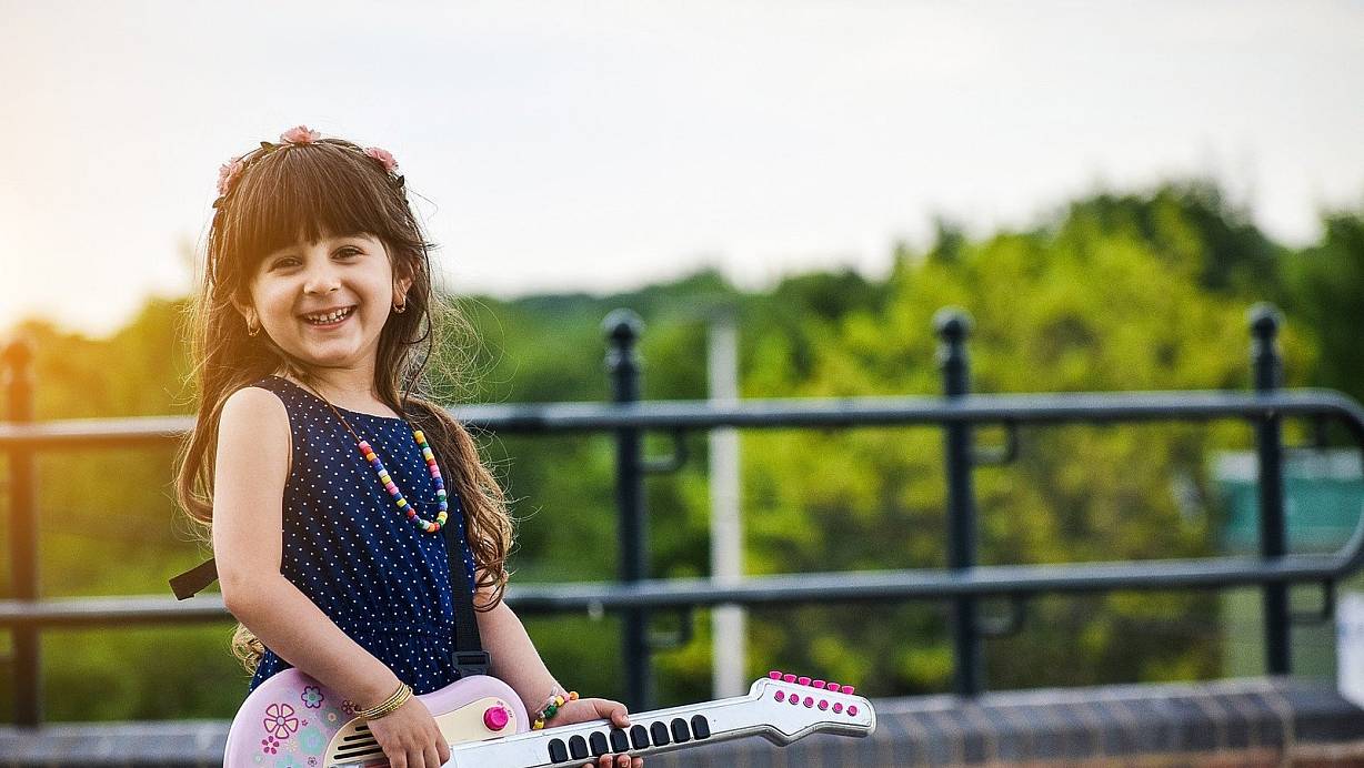 Kinder-Freizeitangebote, wie Musikunterricht oder Fußball kann sich nicht jede Familie leisten. | © Symbolfoto Pixabay