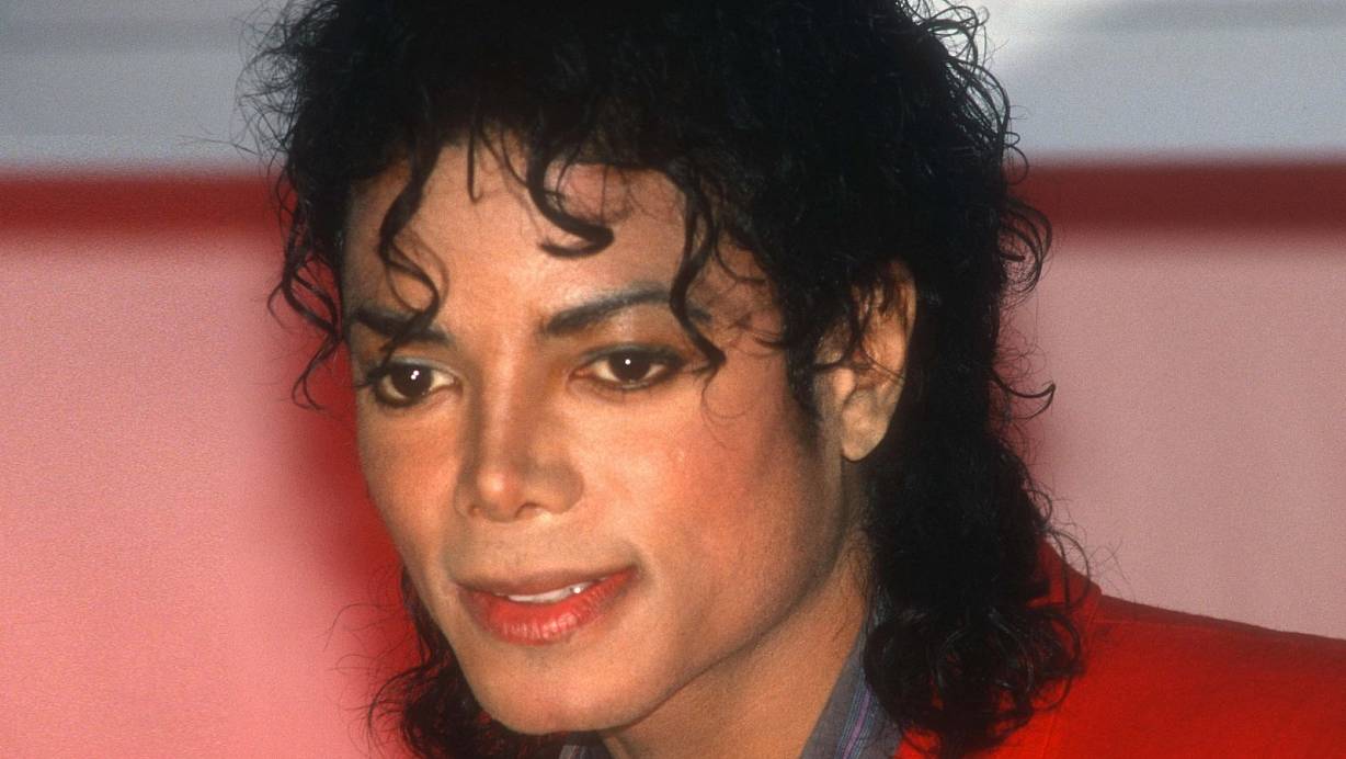 Vorwurf des Missbrauchs: Ist es noch vertretbar, Michael Jacksons Musik zu  spielen? | nw.de