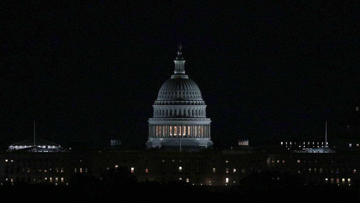 Seit einem Monat hat der Shutdown die USA im Griff. (Archivbild) | © Gent Shkullaku/ZUMA Press Wire/dpa