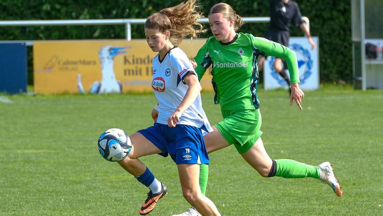 Hannah Wehmeyer, hier beim 8:0 über Mönchengladbach, hat mit ihrem Team Großes vor in dieser Saison. Ihr großer Wunsch ist die 2. Liga. | © Andreas Zobe