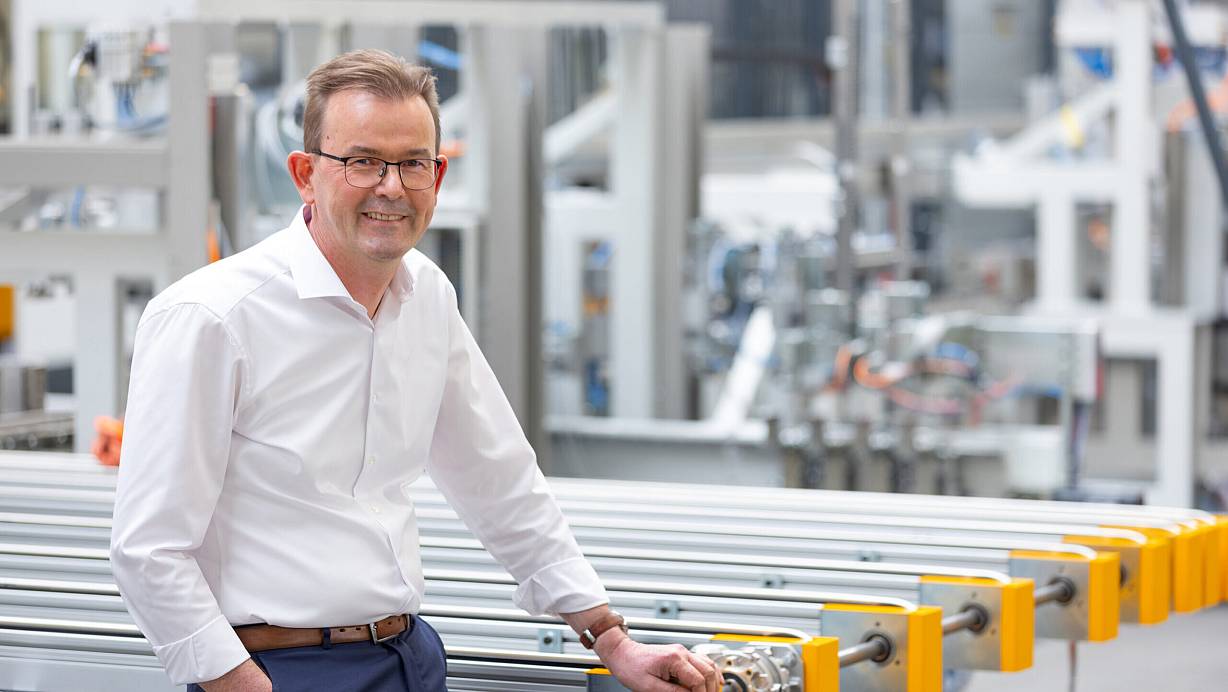 Ludger Martinschledde, Geschäftsführer der zur Beckhoff-Automation-Gruppe gehörenden Schirmer Maschinen GmbH aus dem Kreis Gütersloh. | © Schirmer Maschinen