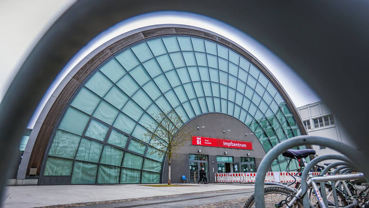 Hier wird geimpft: Der Anbau der Stadthalle Bielefeld. | © Sarah Jonek/jonek.fotografie.de