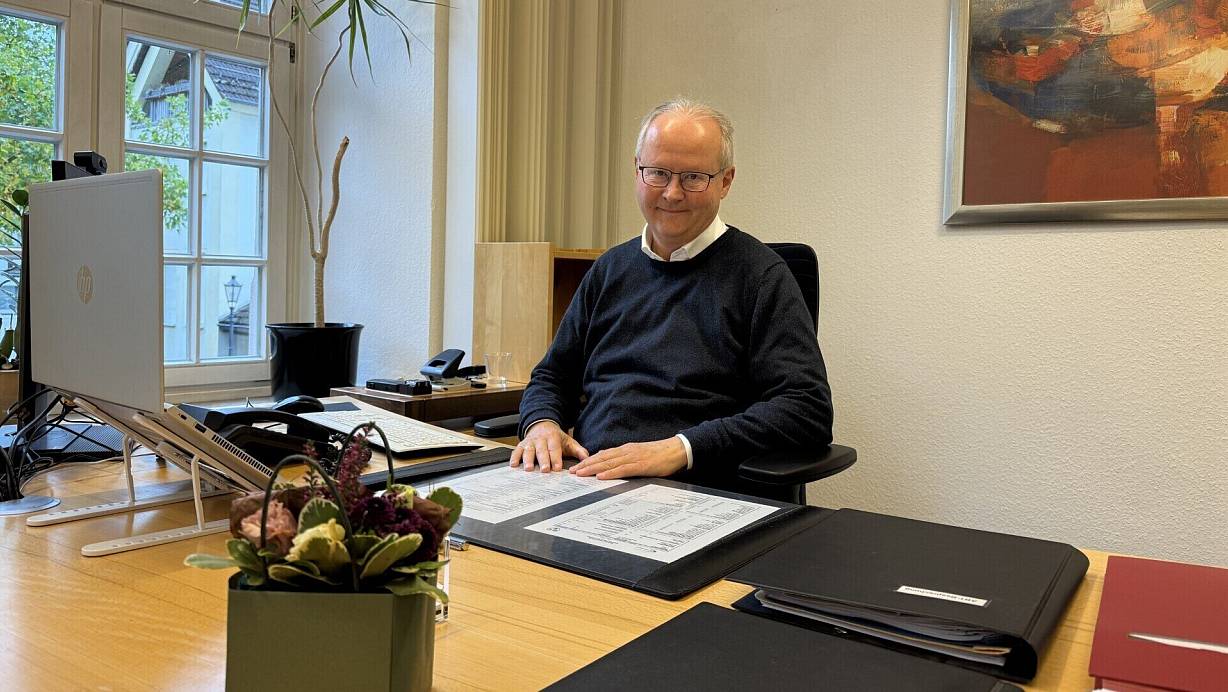 Nach elfeinhalb Jahren verabschiedet sich Hubertus Grimm von seinem Büro im Beverunger Rathaus. | © Nicole Fischer