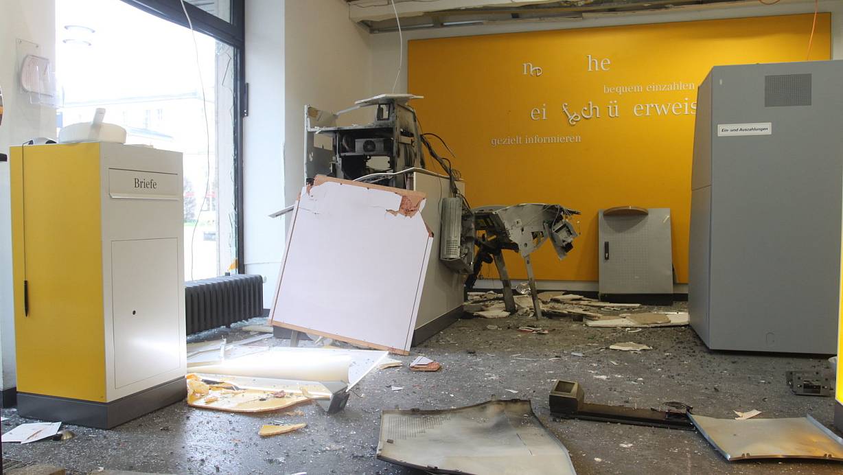 Insgesamt 549 Automatensprengungen zählen die Ermittler für das Jahr 2019 - ein Fall ereignete sich im Februar des vergangenen Jahres in Bad Oeynhausen. | © Felix Eisele