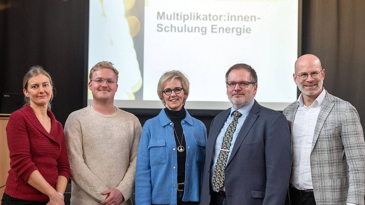 Die Experten verraten, wie sie persönlich Energie sparen. | © Oliver Krato