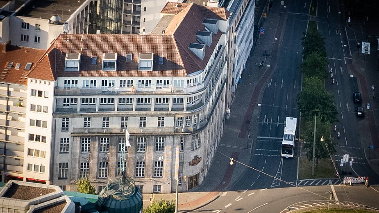 Das Stadtgasthaus am Willy-Brandt-Platz/Herforder Straße. | © Mike-Dennis Müller / www.mdm.photo