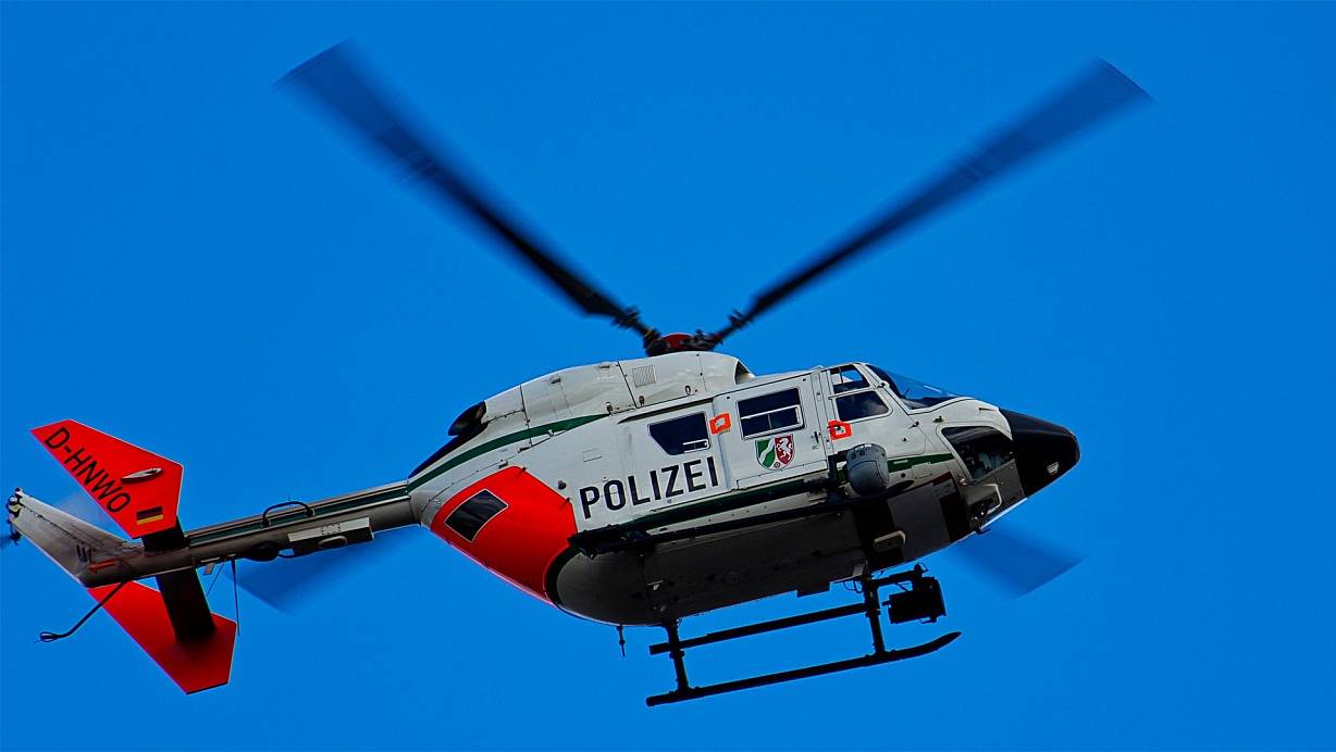 Der Fahranfänger wurde mit lebensgefährlichen Verletzungen per Rettungshubschrauber ins Krankenhaus geflogen. | © Pixabay