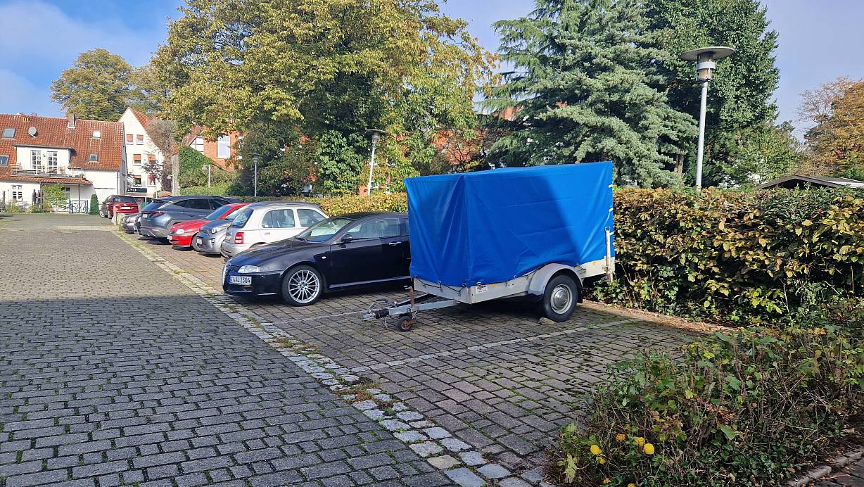 Was Kostet Parken Mit Anhaenger Auf Buergersteig www.nw.de