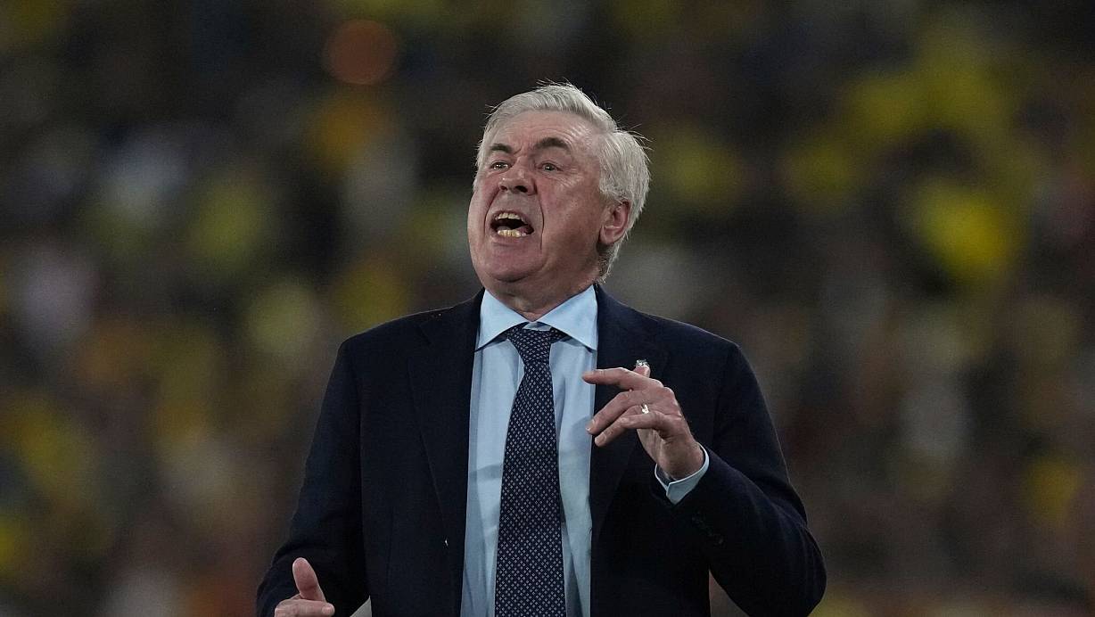 Carlo Ancelotti hat seine Karriere als brasilianischer Nationaltrainer mit einem torlosen Remis begonnen. | © Dolores Ochoa/AP/dpa
