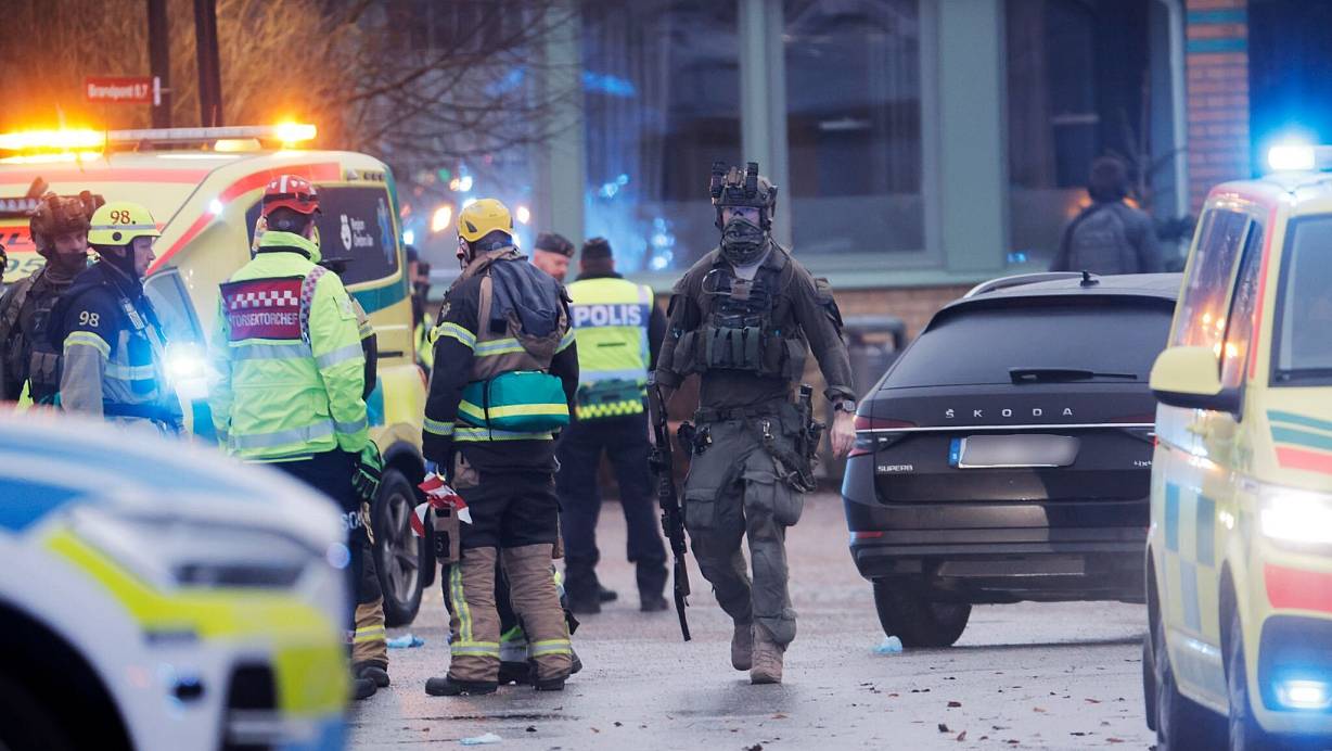 An der Schule in Schweden kam es zu einem Großeinsatz. | © Kicki Nilsson/TT News Agency/AP/dpa