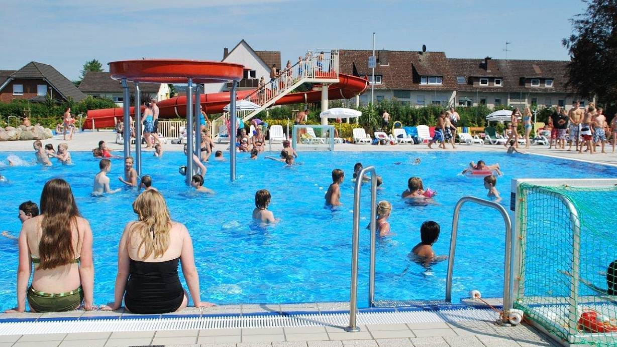 Mehr als 65.000 Badegäste kamen im vergangenen Jahr in die Batze. | © Förderverein