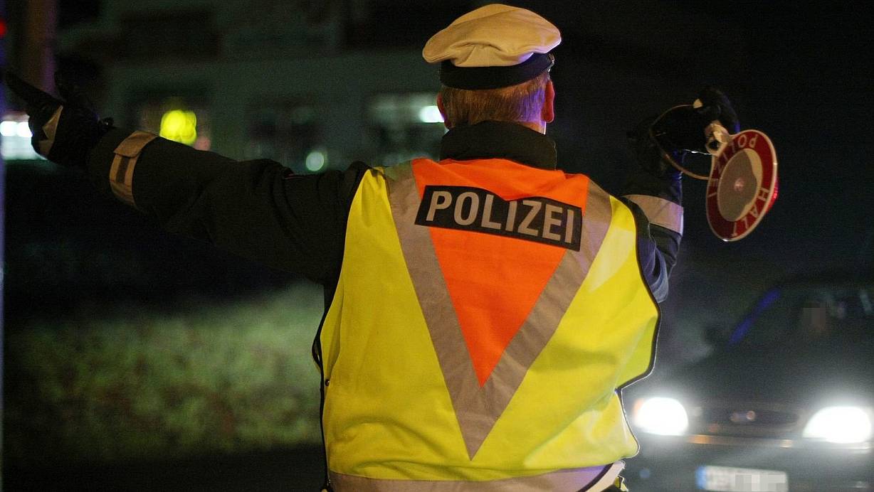 Die Polizei wird auch an Silvester wieder viele Autofahrer kontrollieren. | © (Symbolbild): Patrick Menzel