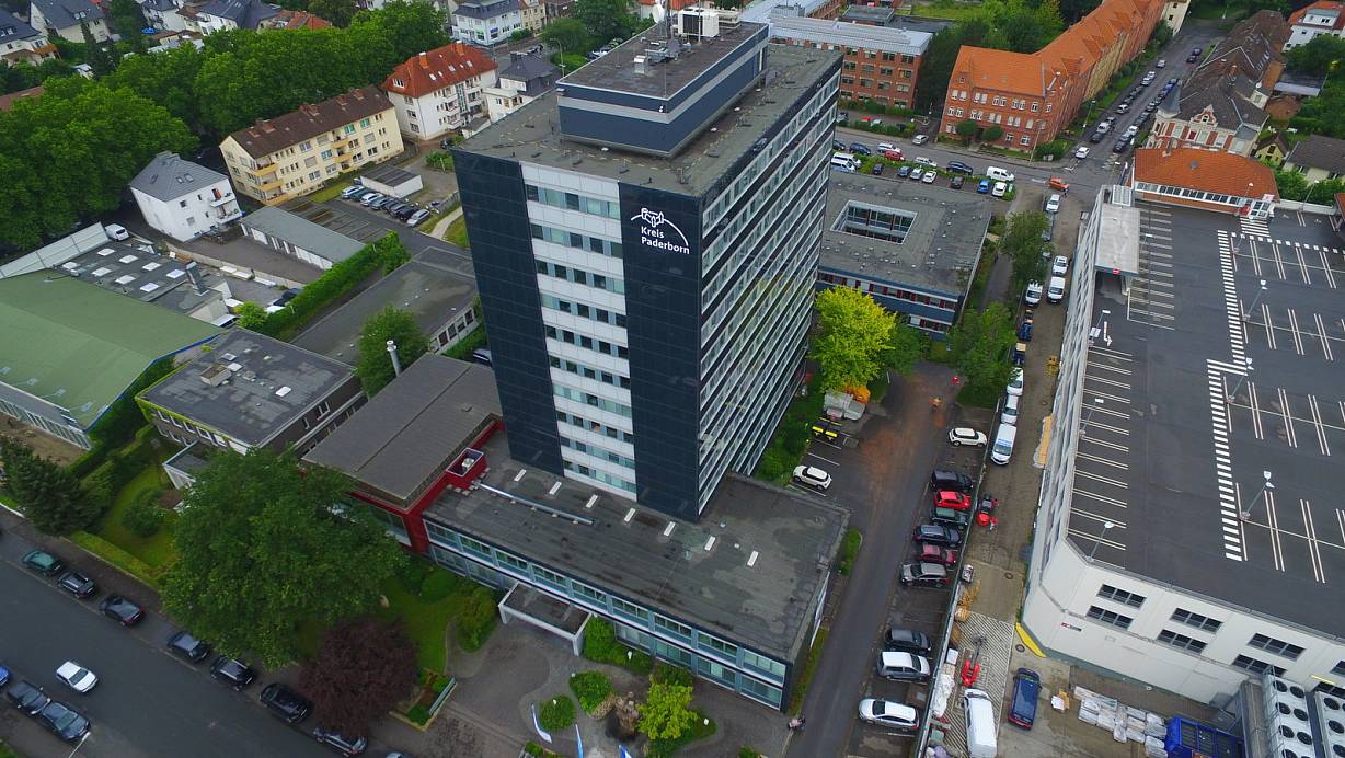 Nun könnten es 101,6 Millionen Euro allein seitens der Stadt Paderborn werden, die der Kreis verlangt. | © Jens Reddeker